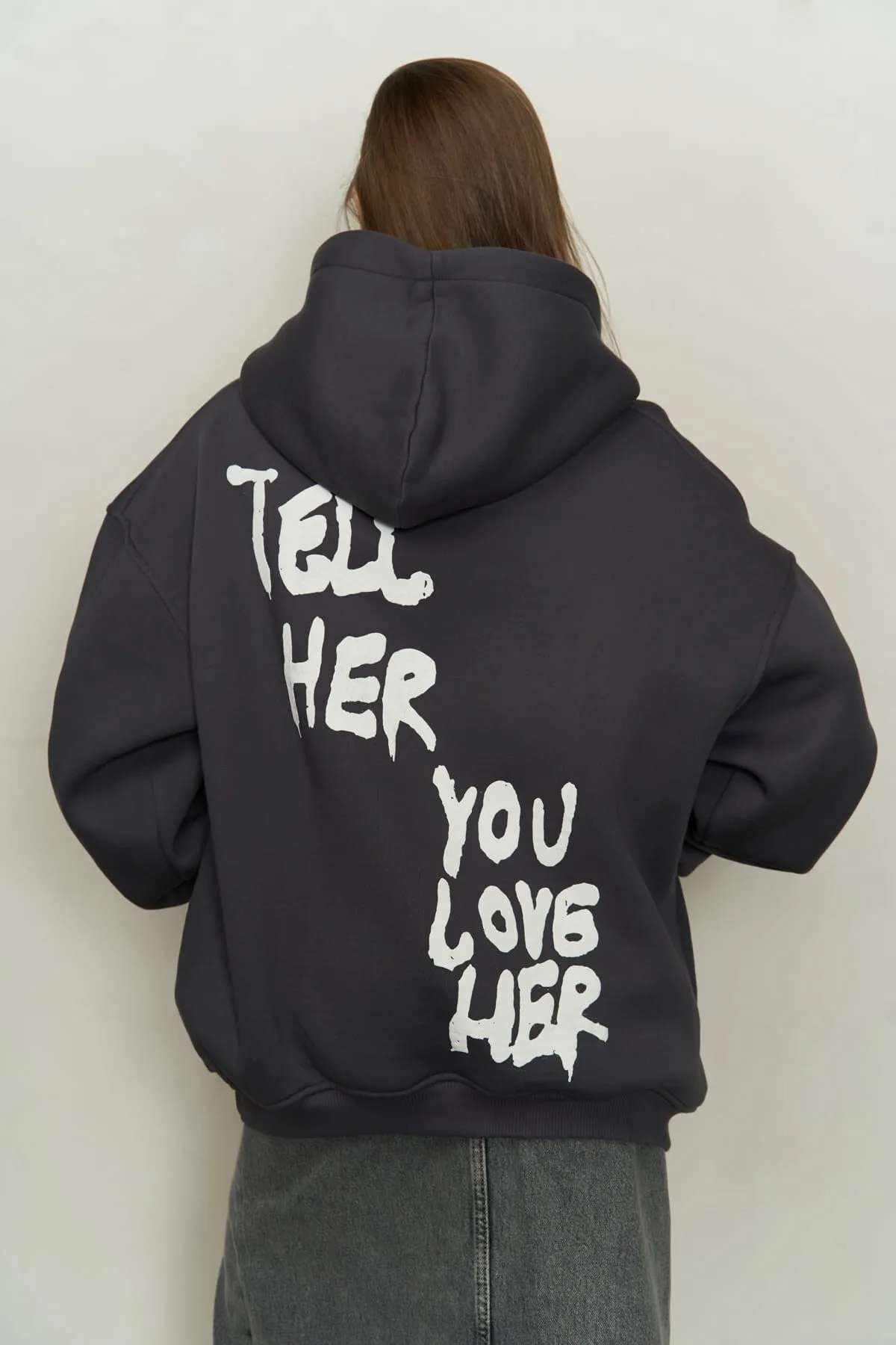 MAİ COLLECTİON  Anthrazitfarbenes Kapuzenpullover „Just Be You“.