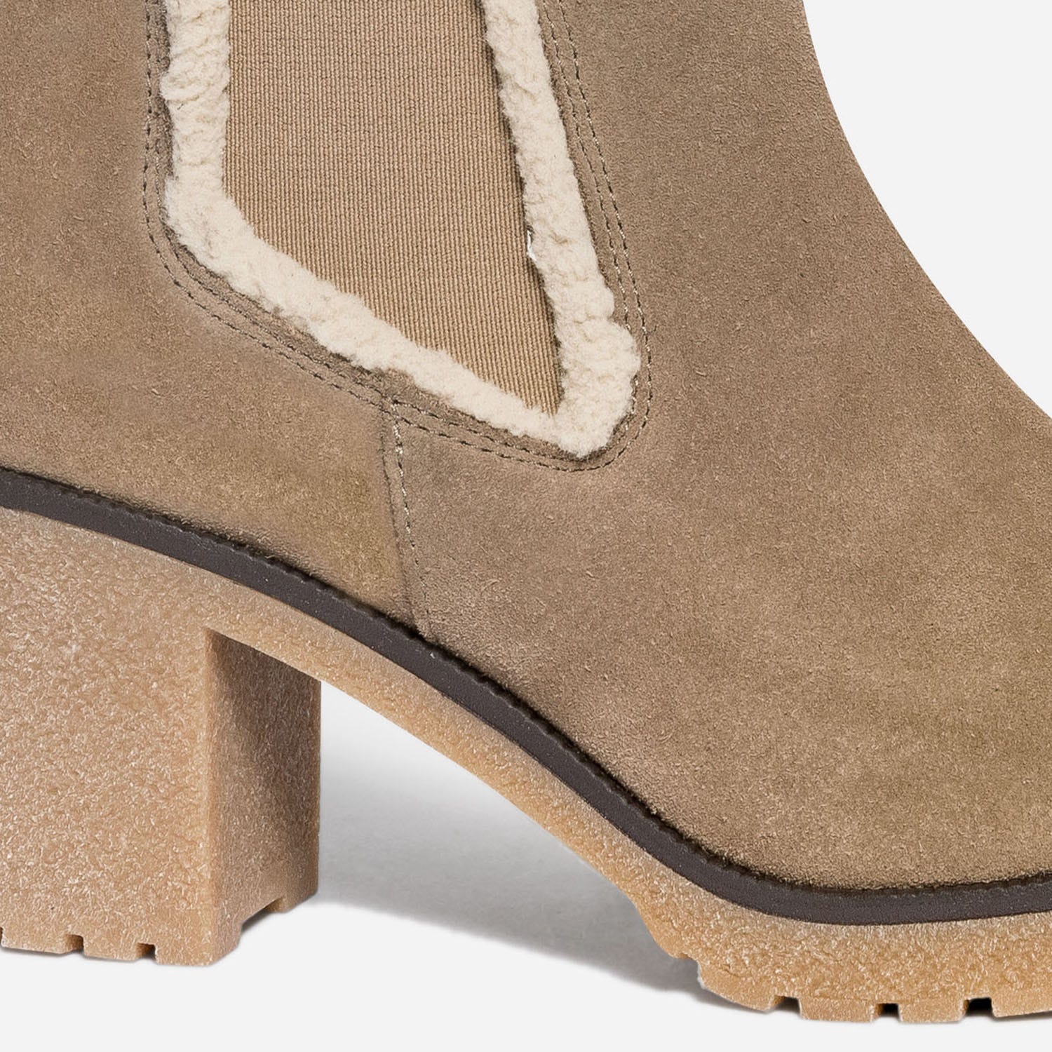 Chelsea boots beige éco-conçu en cuir velours