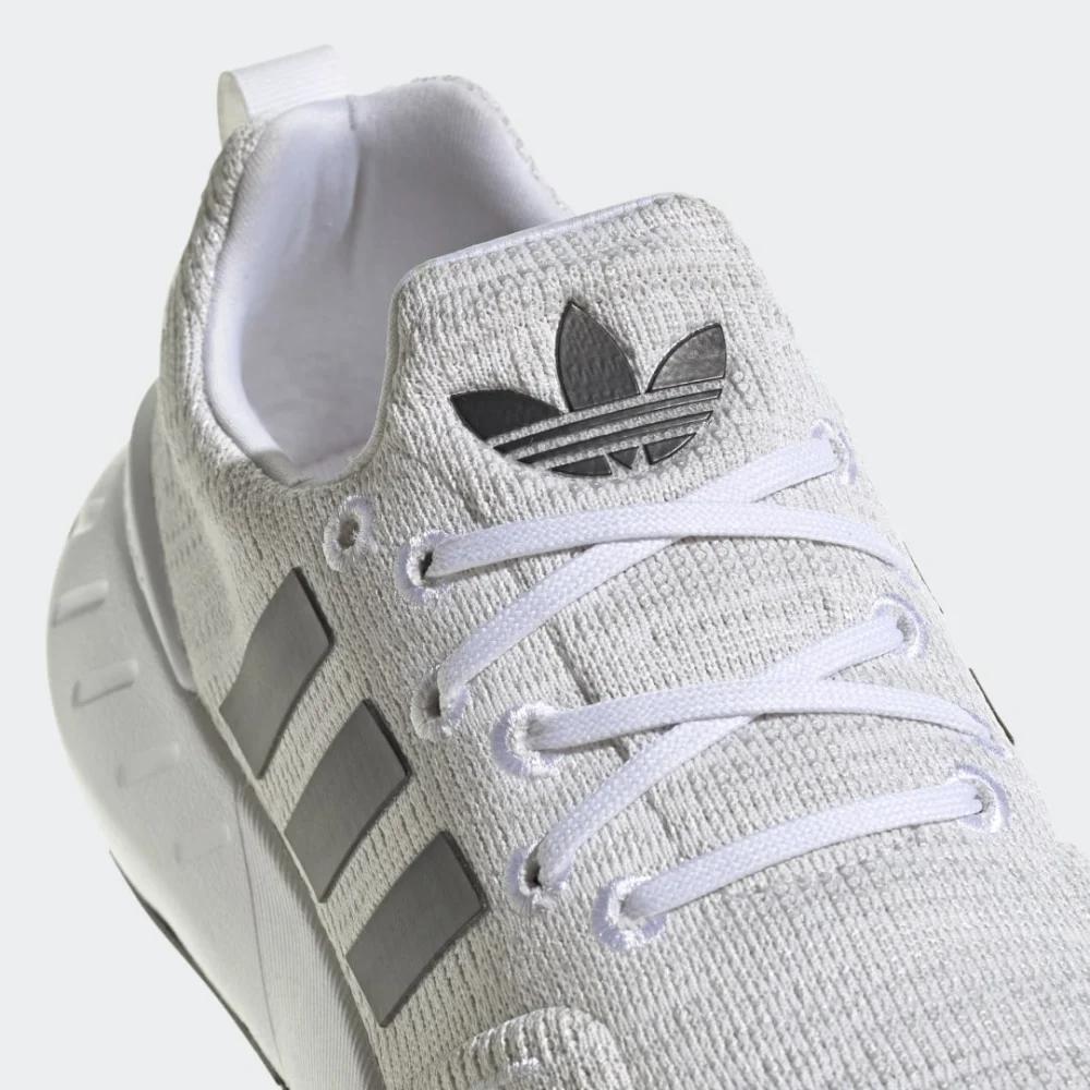 adidas Swift Run 22 GW8179 / weiss