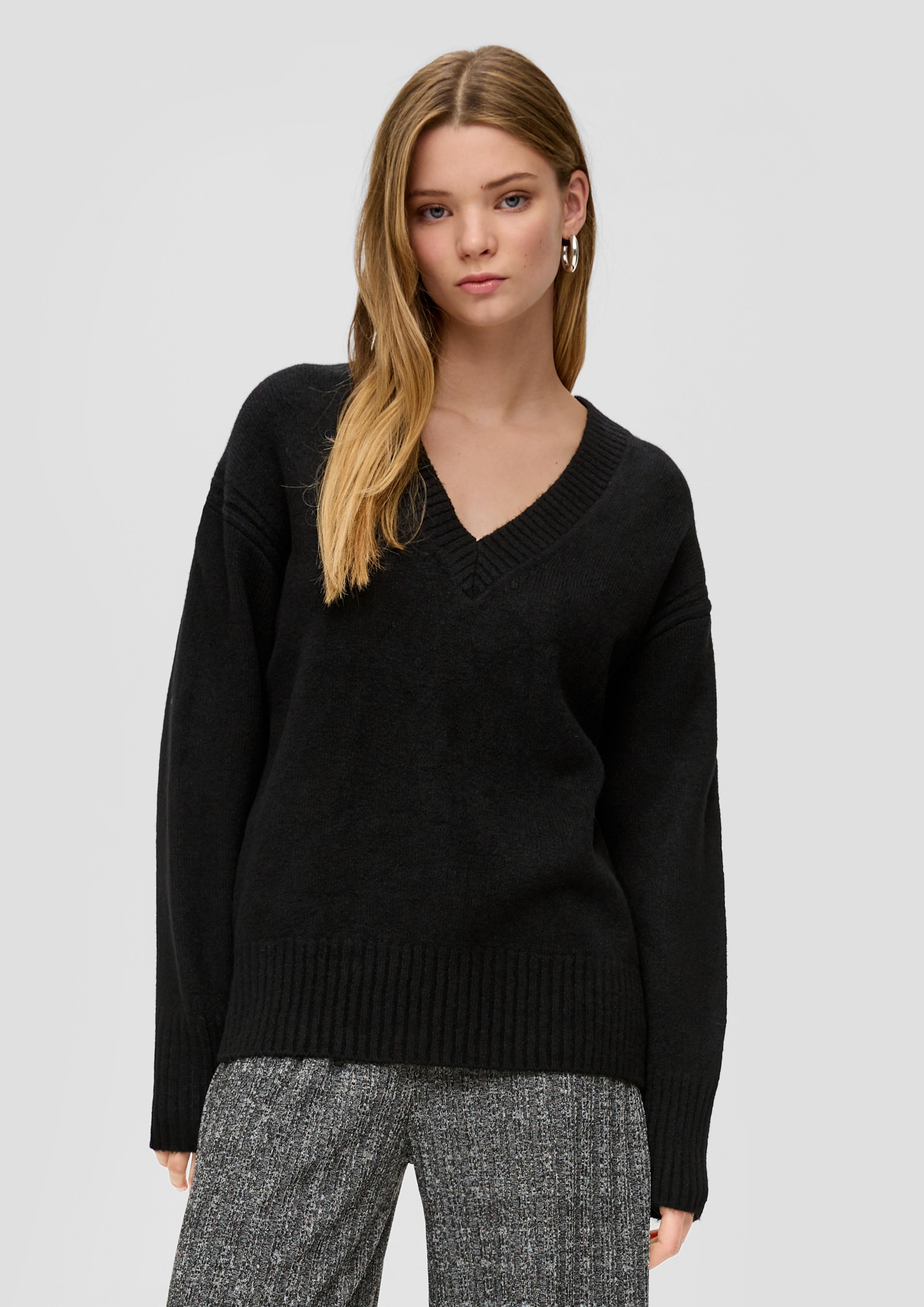 Strickpullover mit V-Ausschnitt  2151118-9999