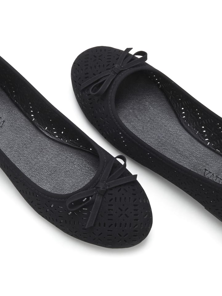 LASCANA Ballerina in schwarz günstig kaufen