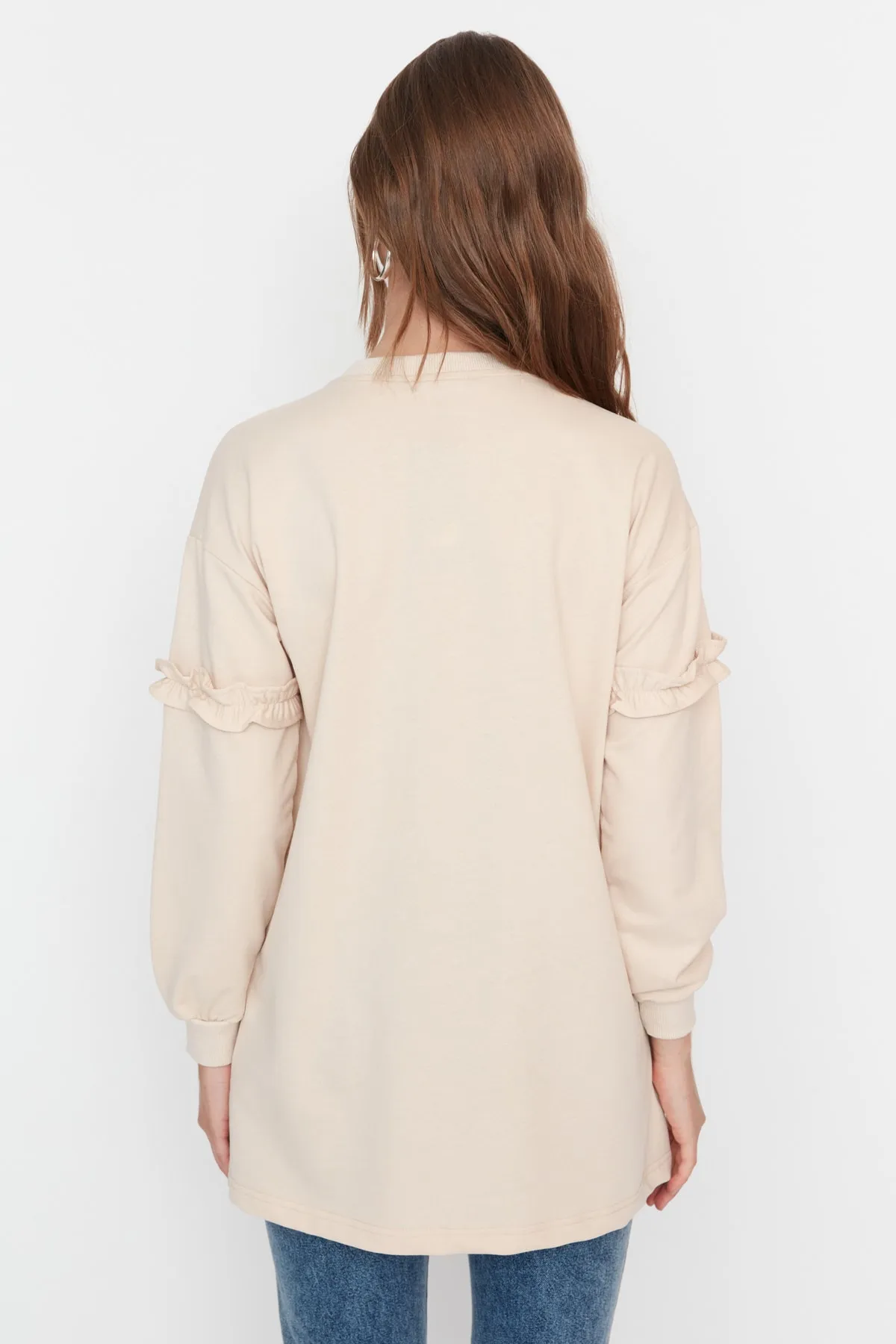 Trendyol Modest  Beige Stricktunika mit Rüschendetail vorne TCTAW23UK00053