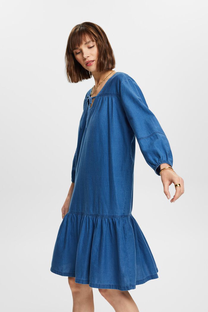 Chambray-Kleid mit Rüschen- und Binde-Details