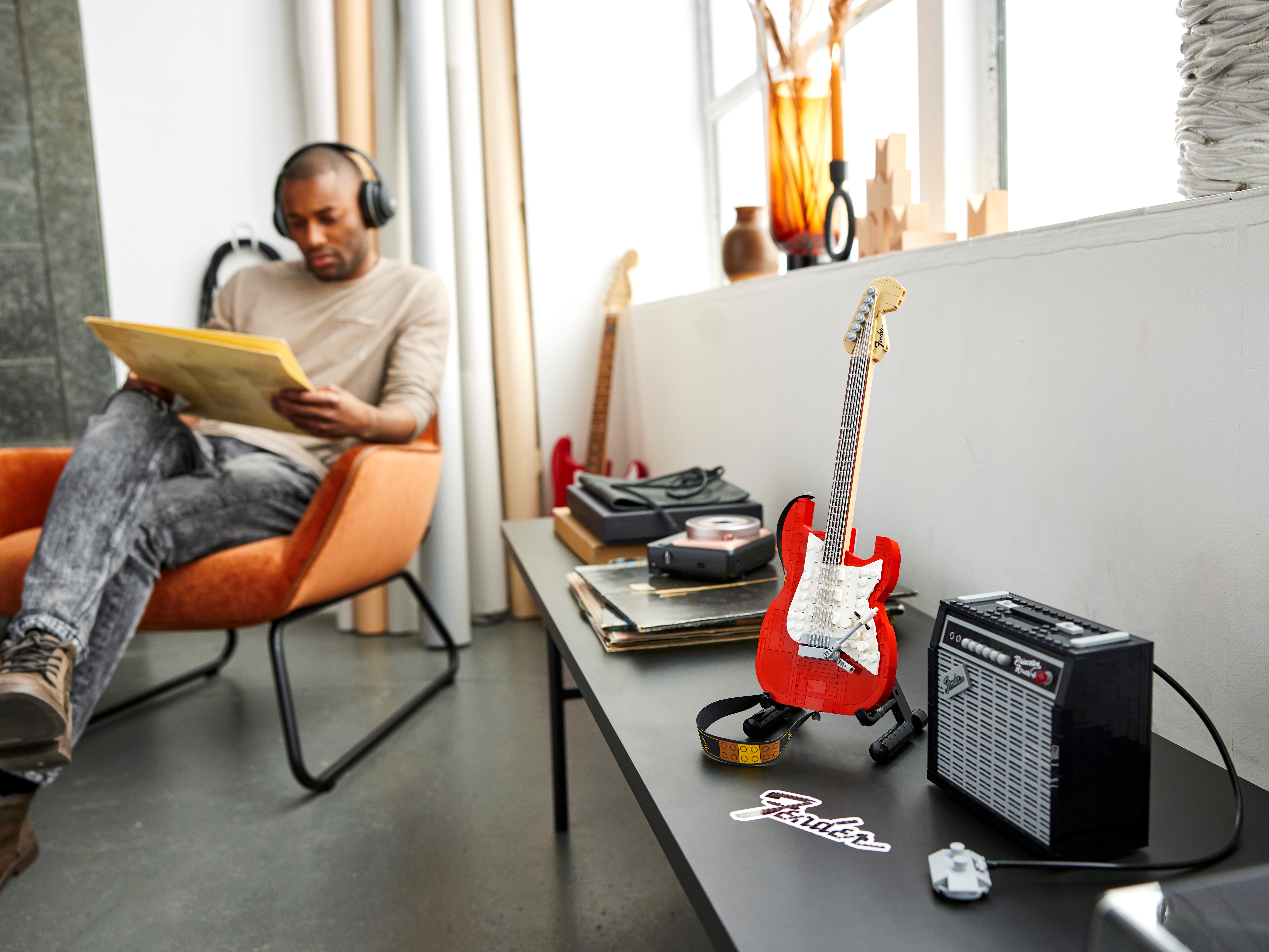 LEGO® Ideas Fender® Stratocaster™ 21329
