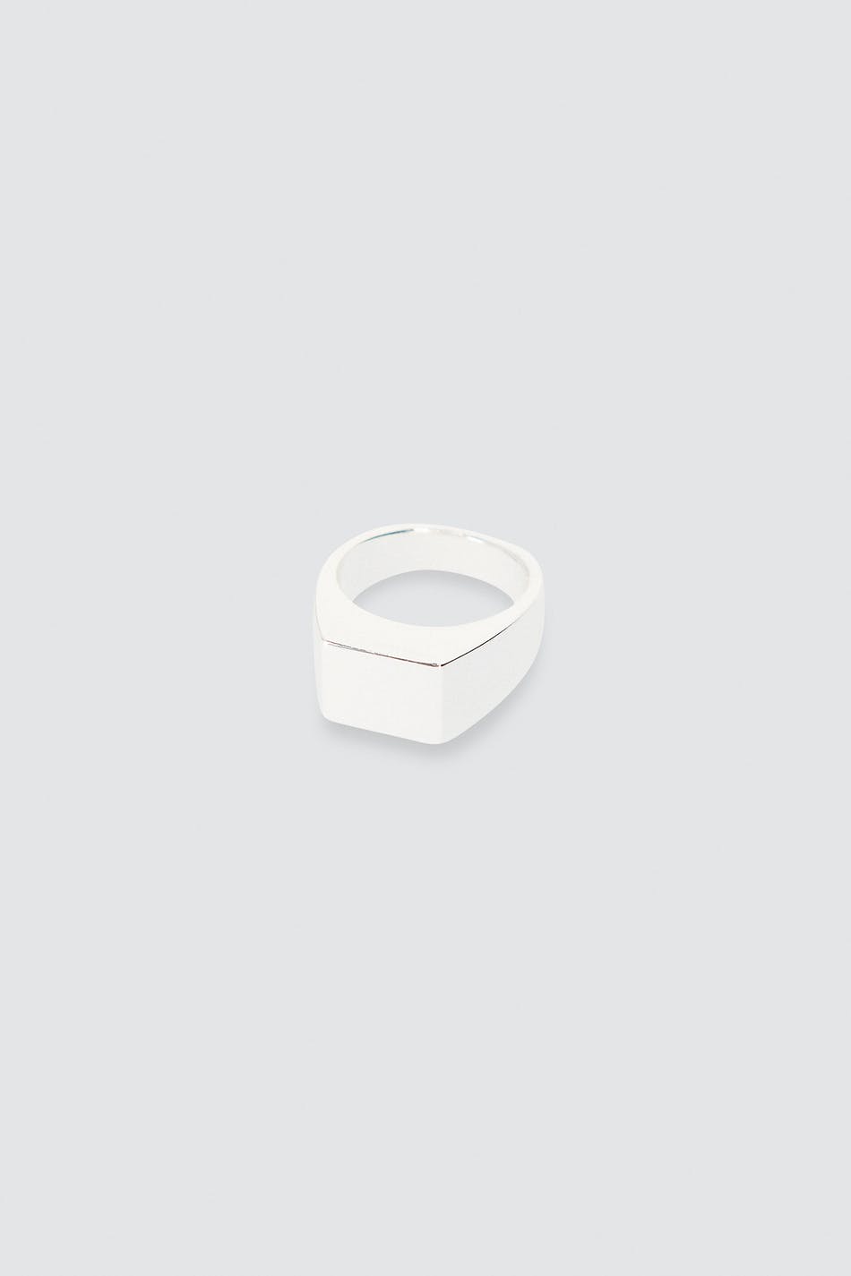 Squared signet ring