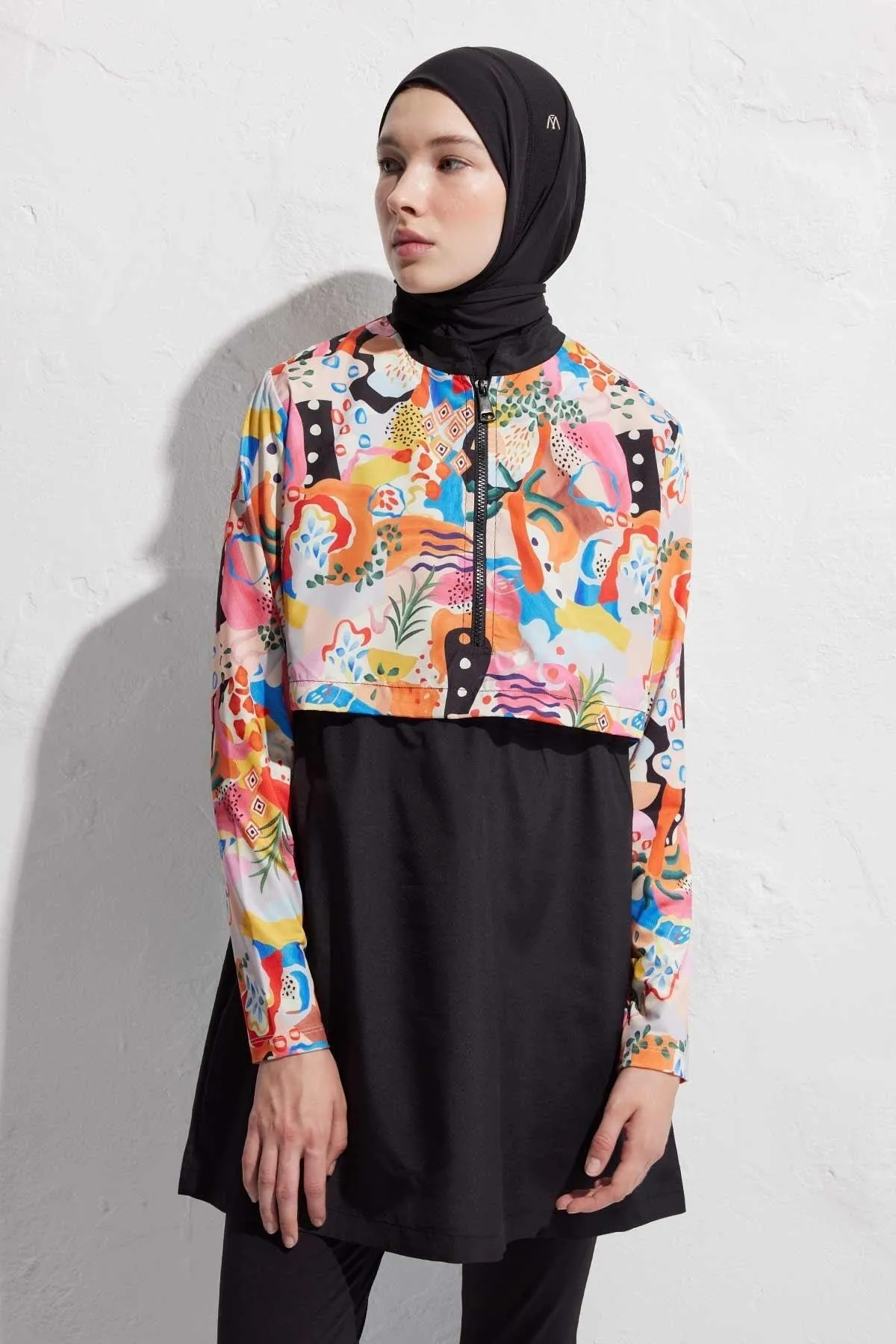 Manuka  3-teiliges Hijab-Badeanzug-Set aus Fallschirmstoff, abstrakt