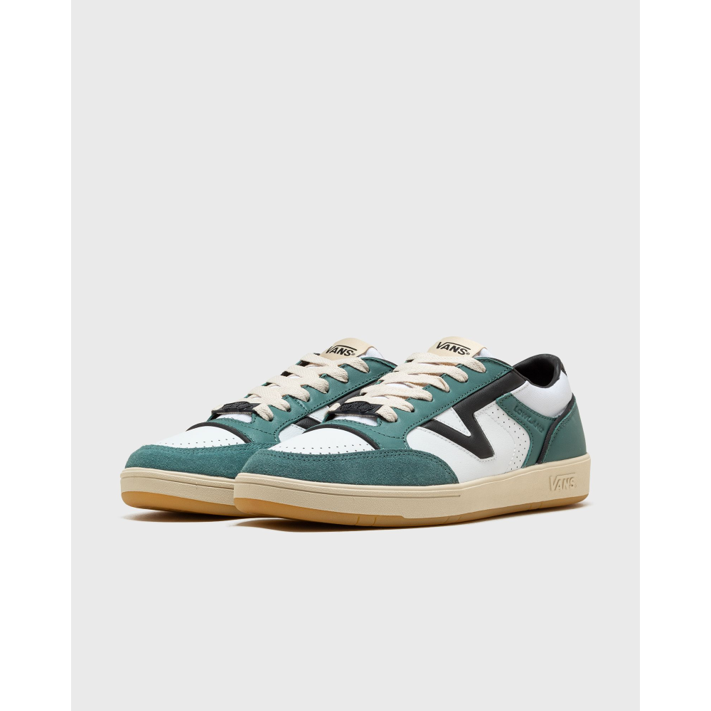 Vans UA Lowland CC JMP Collection ComfyCush Serio VN0A5KYFKDU1 / grün
