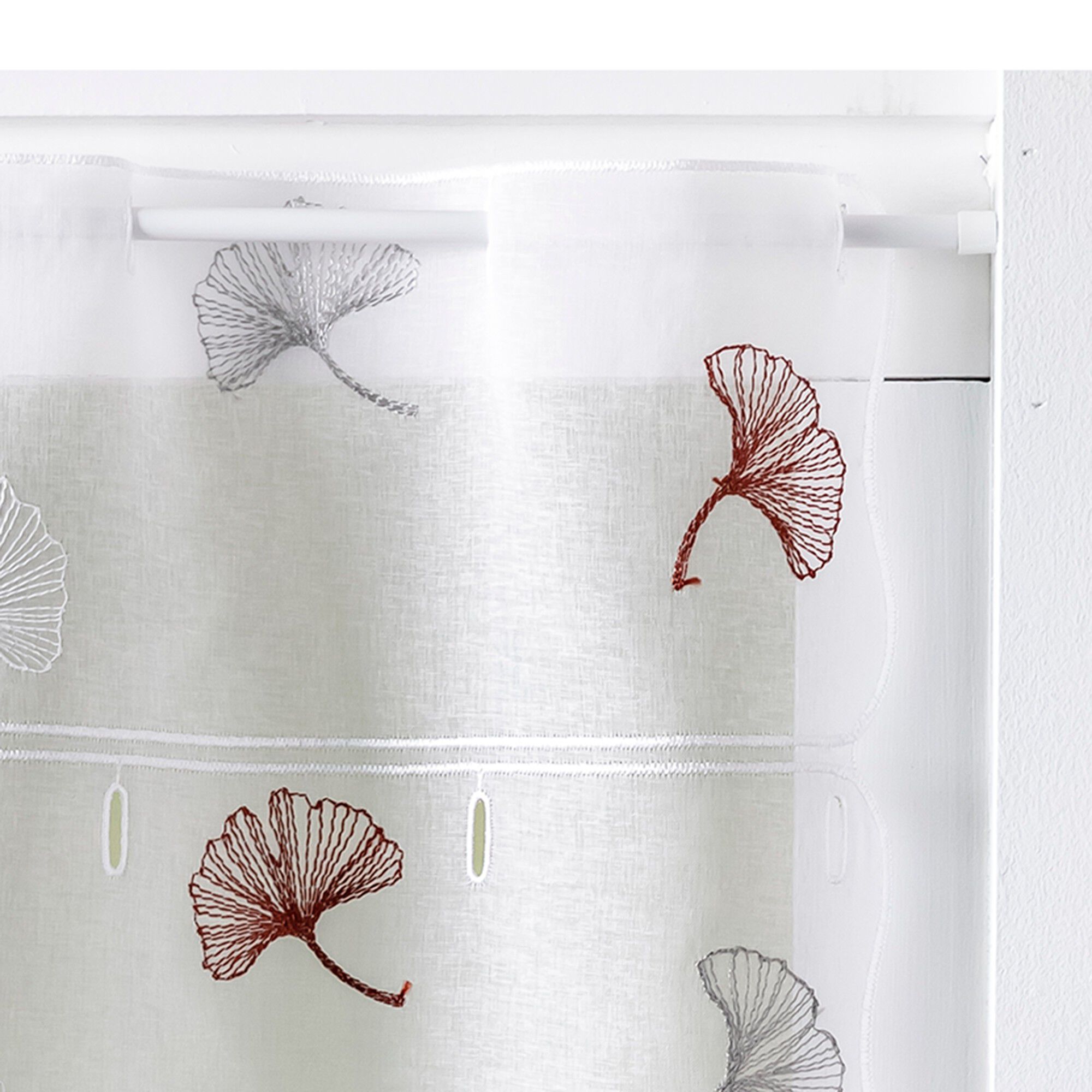 Rideau modulable hauteur brodé fleurs de ginkgo