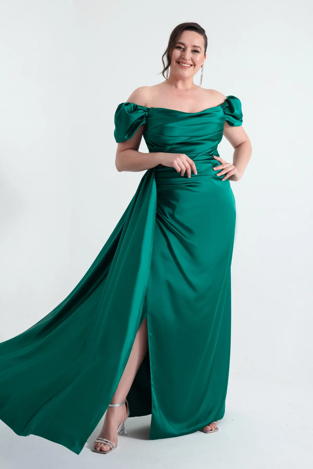 Lafaba  Smaragdgrünes Abendkleid und Abschlusskleid aus Satin mit U-Boot-Ausschnitt für Damen