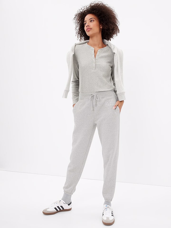 GAP Sweathose in Grau günstig kaufen