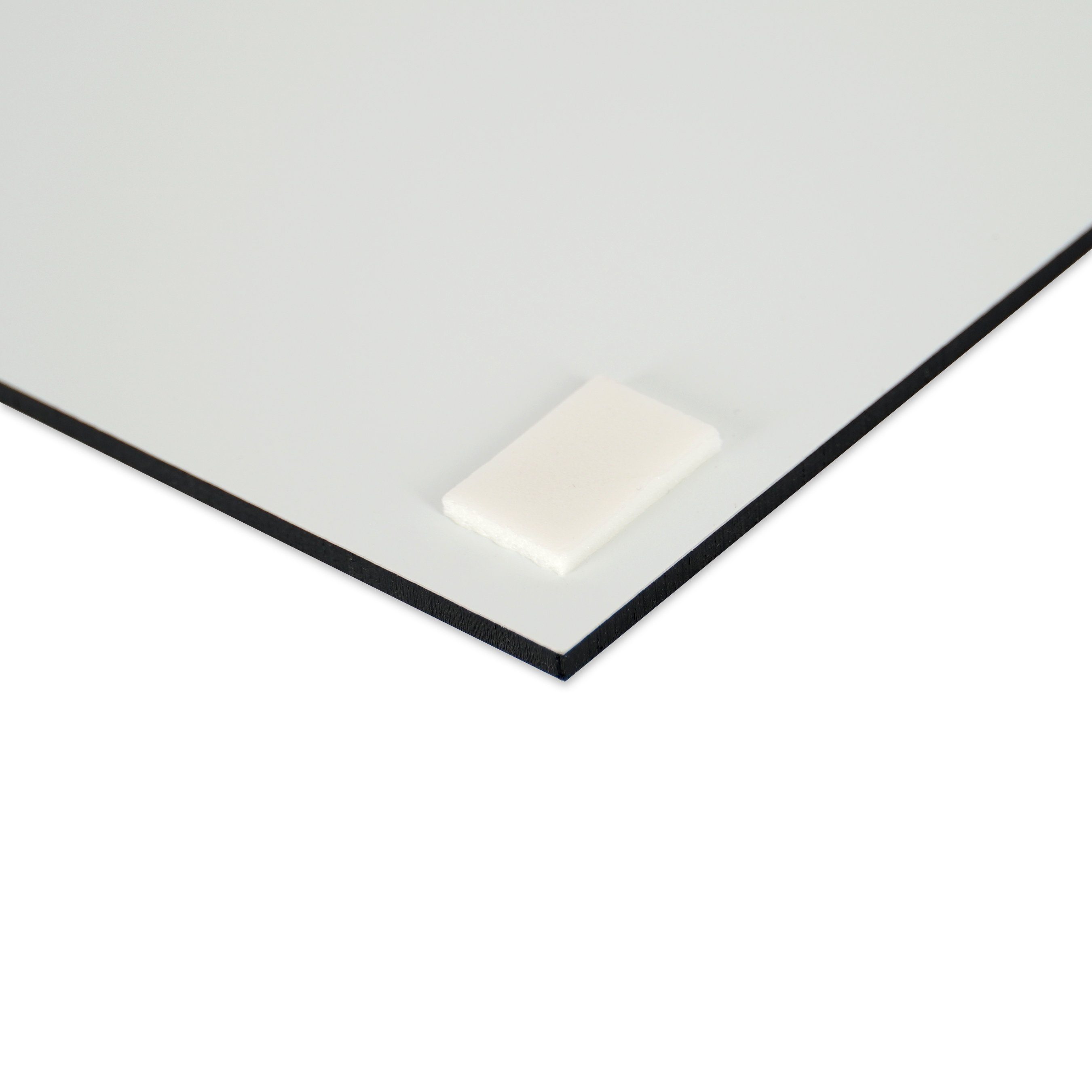 queence Küchenrückwand Einfarbig Weiß - Spritzschutz Wandschutz für Herd & Spüle - Alu-Dibond, (1-tlg), 60x40x0,3 cm - Hitzebeständig - Herdspritzschutz - Fliesenschutz