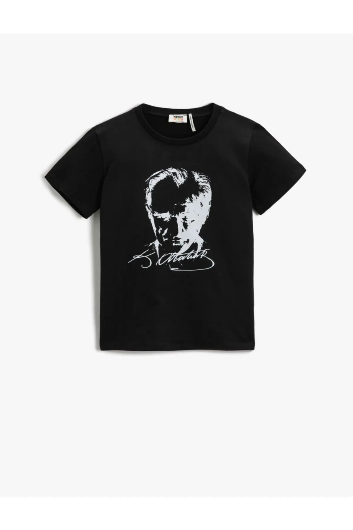 Koton  Atatürk bedrucktes T-Shirt aus Baumwolle mit kurzen Ärmeln