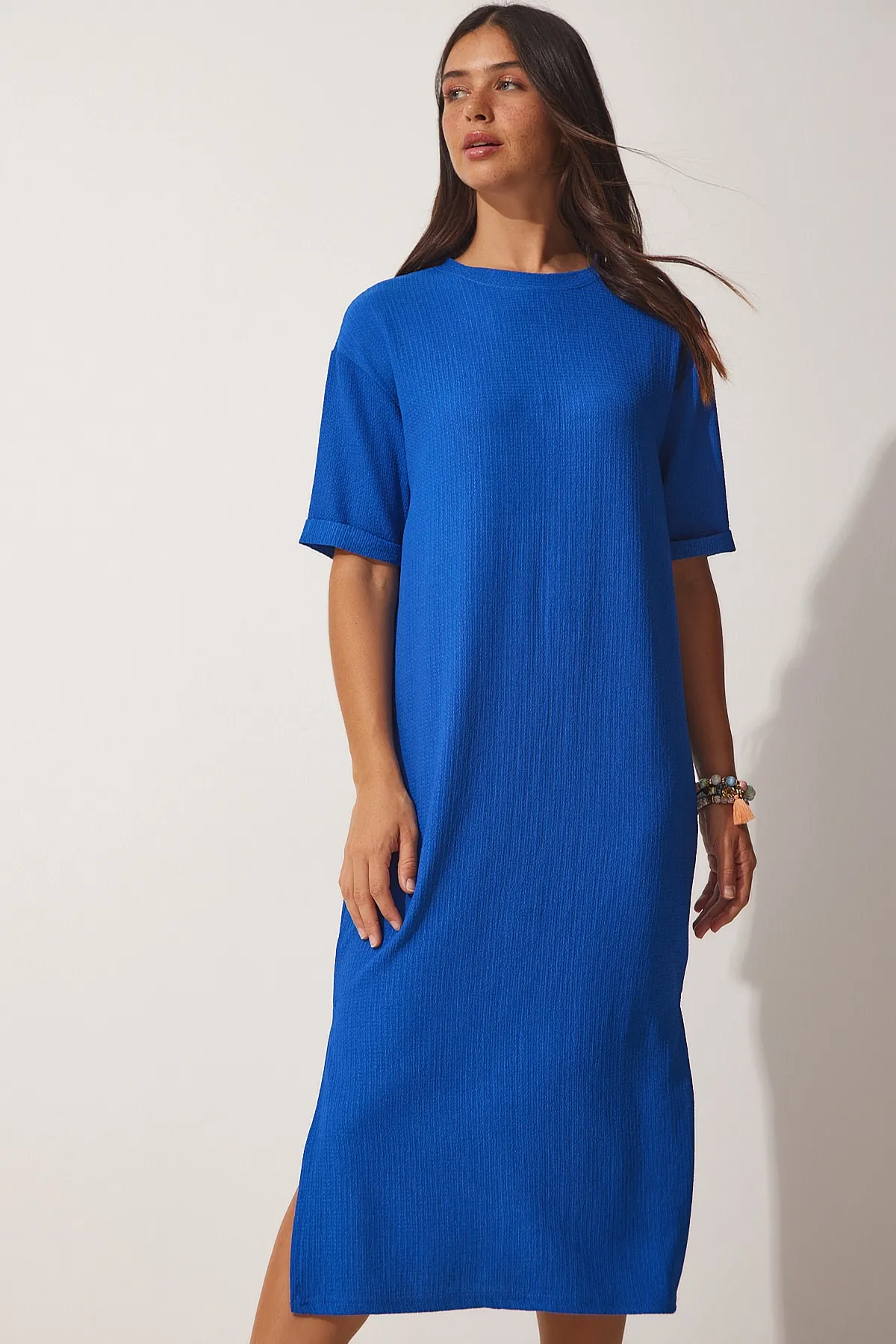 Happiness İstanbul  Blaues strukturiertes Daily Midi-Strickkleid für Damen LH00037