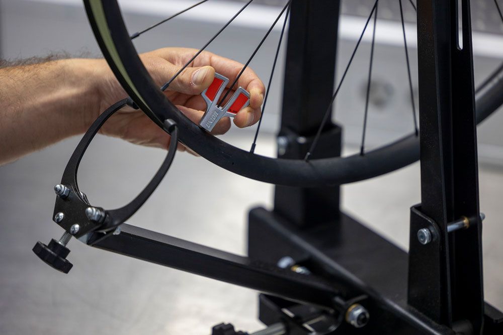 Unior Tools Profi Zentrierständer 1689 kaufen | Bike-Discount