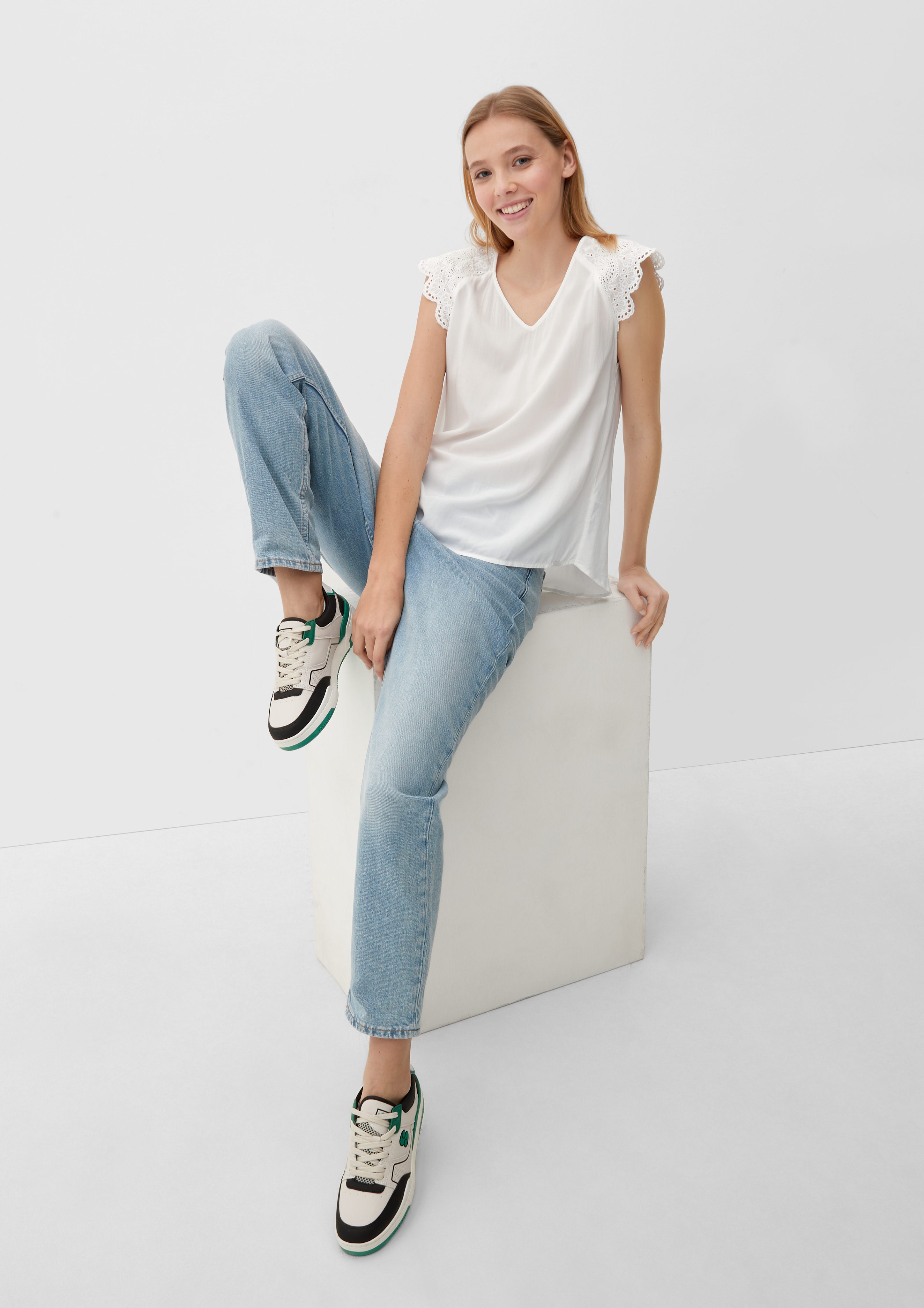 QS Blusentop Bluse mit Broderie Anglaise