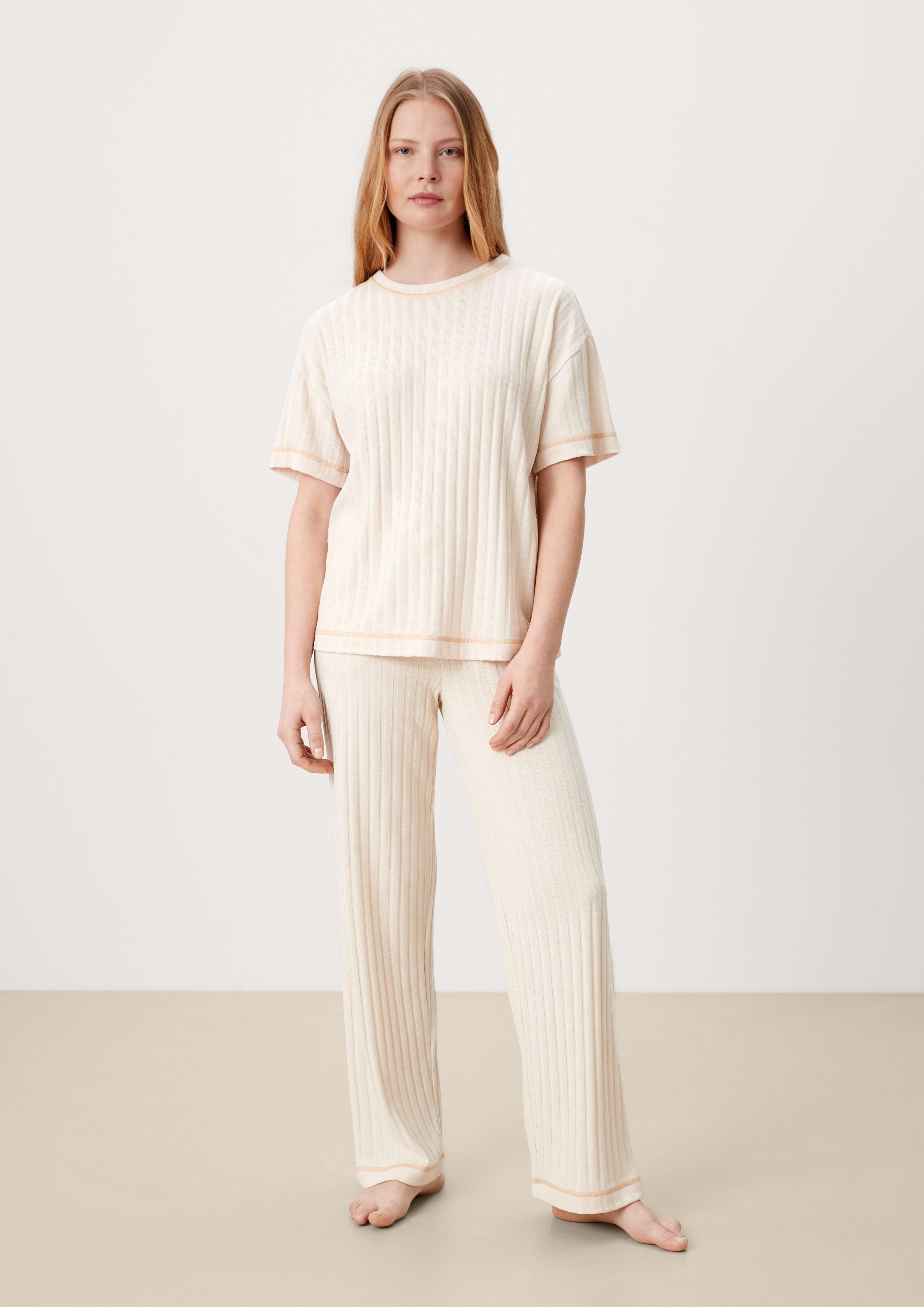 Pyjamaoberteil aus Rippware  6007046-8024