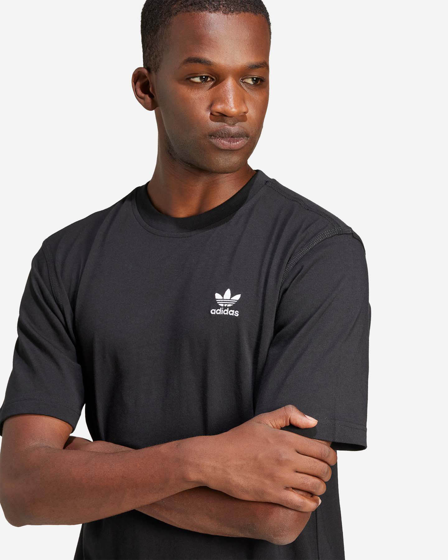 Camiseta Adidas Essential Small Logo M JI8545