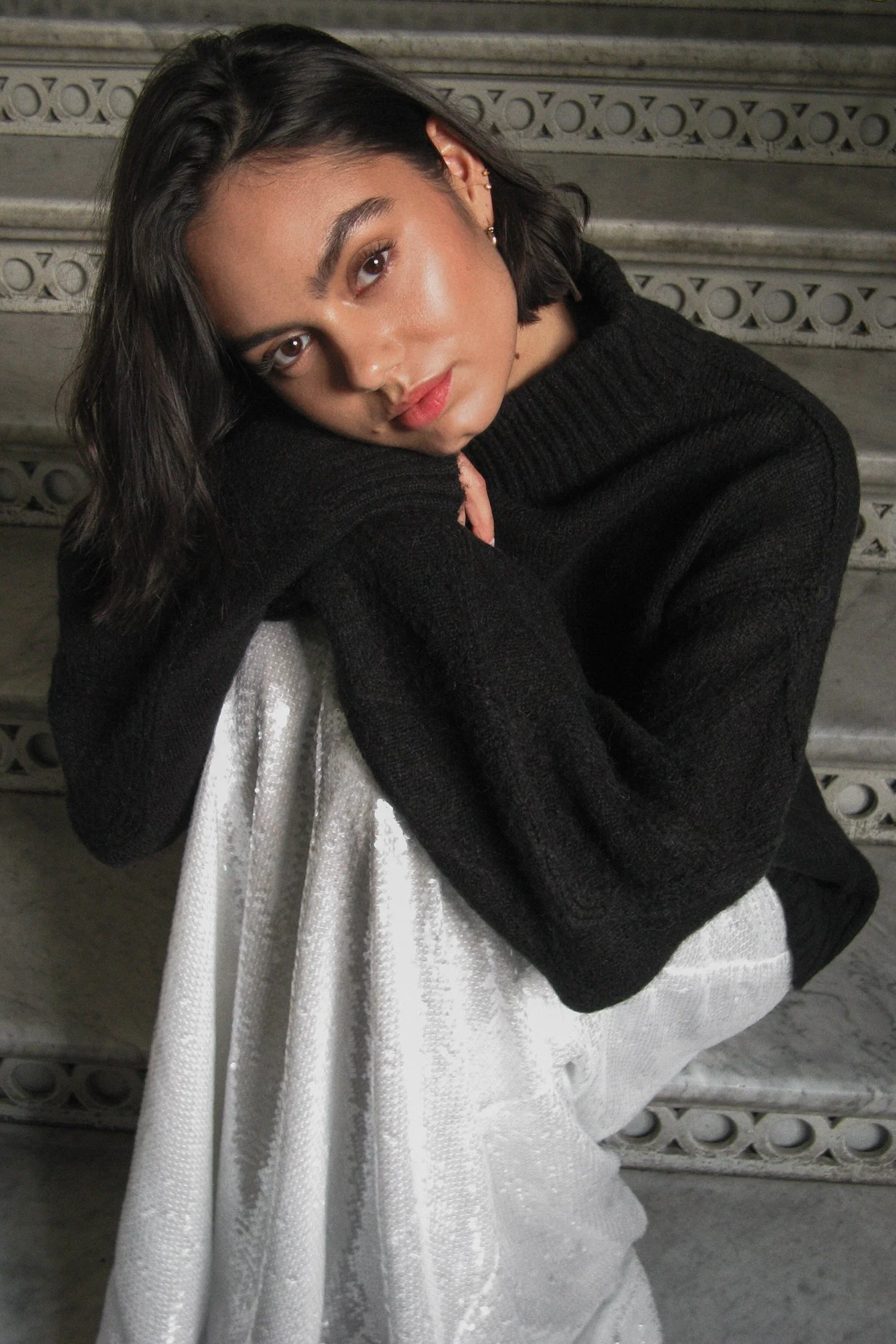 Strickpullover mit Zopfmuster und Rollkragen