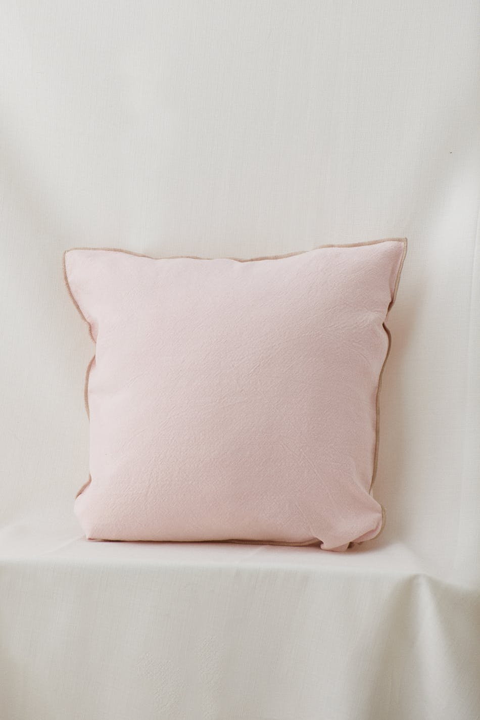 Contrast cushion cover