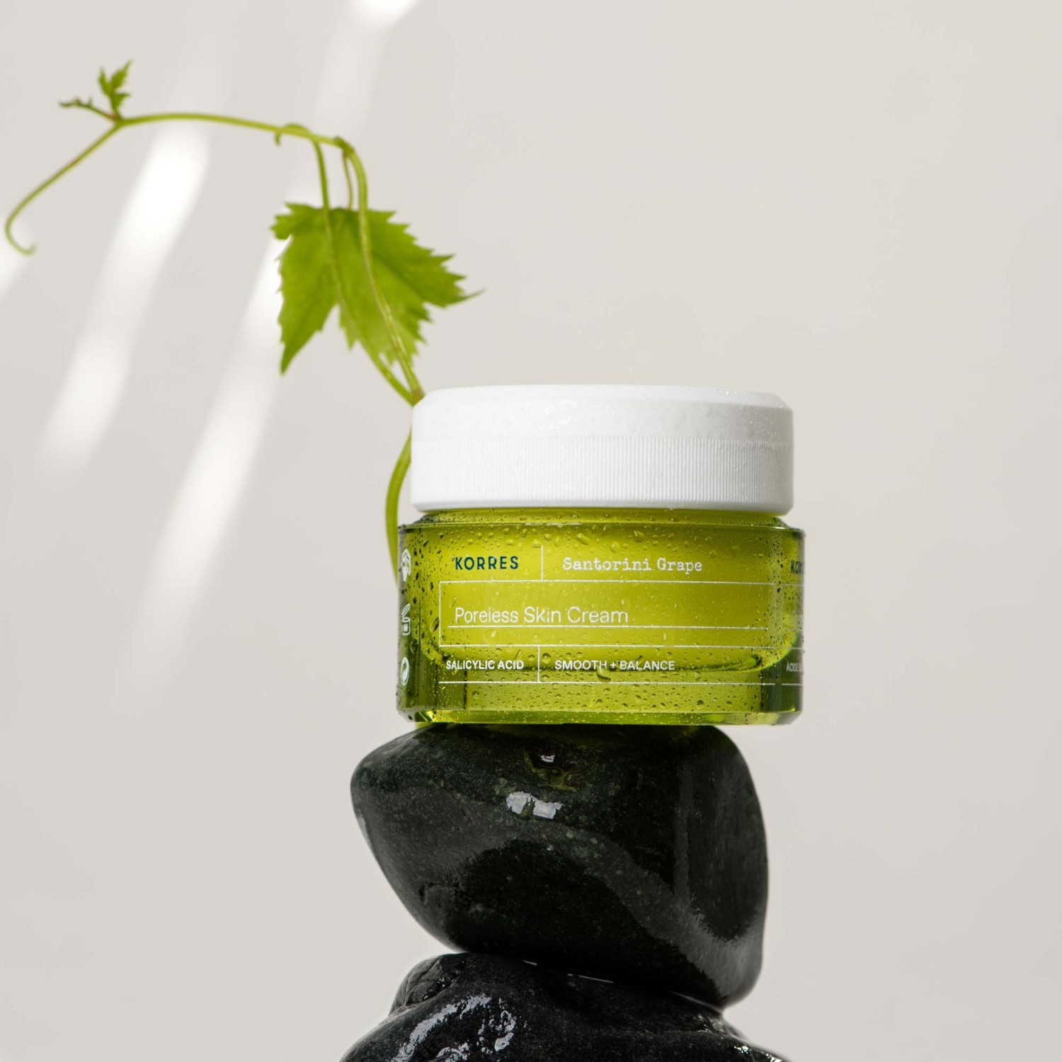 KORRES Santorini Grape krém na pleť bez pórov