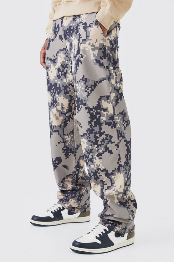 Tall lockere verpixelte Camouflage-Hose