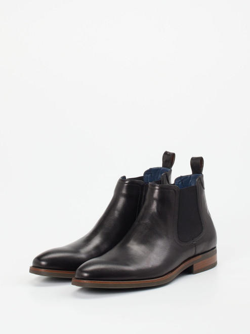 Boot-47110090235 Daniel Kenneth