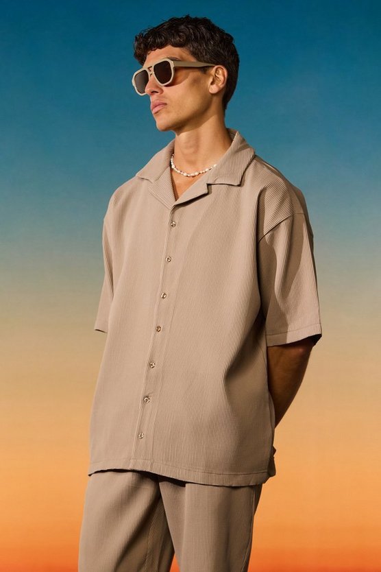 Kurzärmliges Oversize Hemd & Shorts