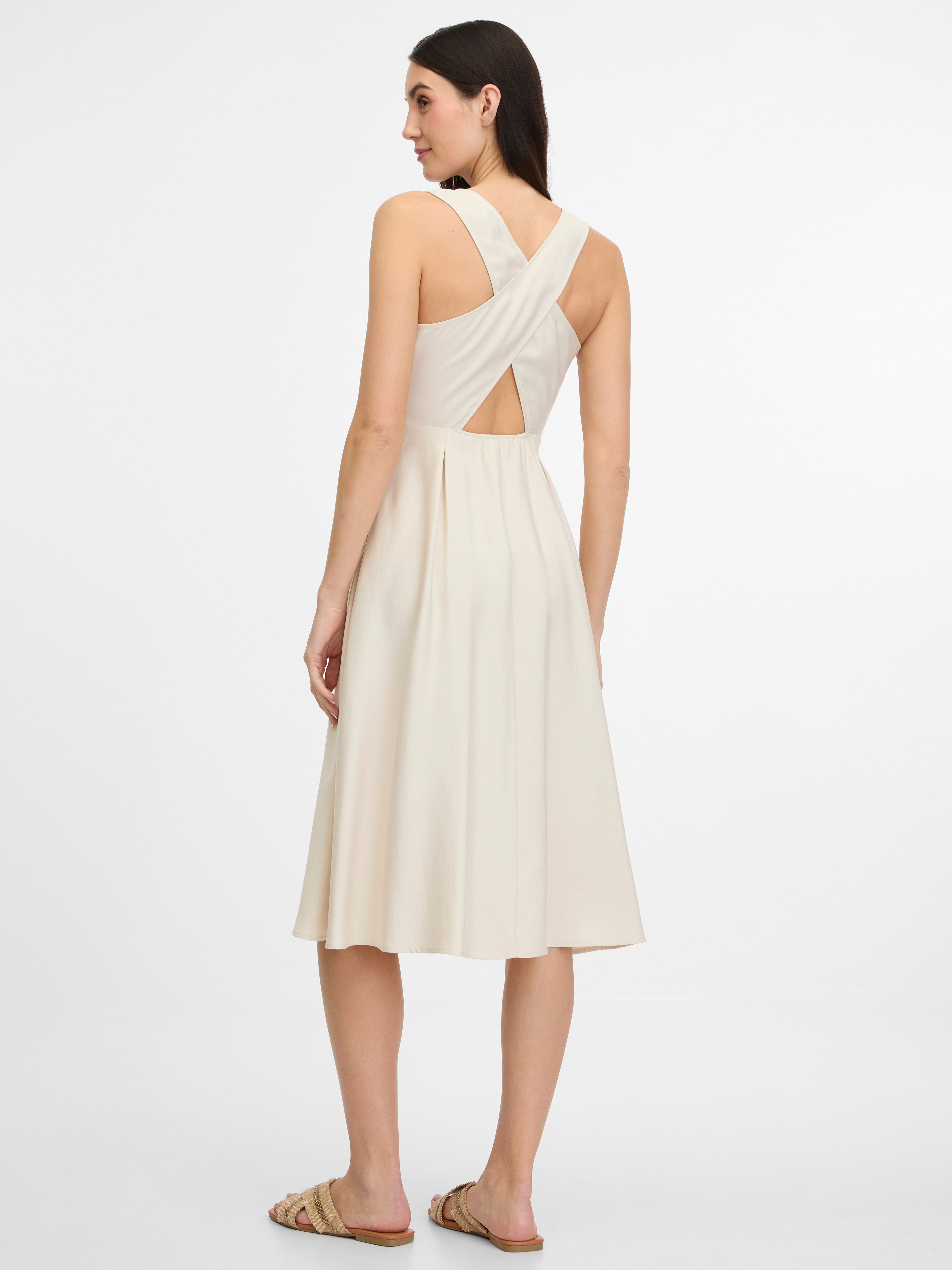 Cremefarbenes Damenkleid ORSAY
