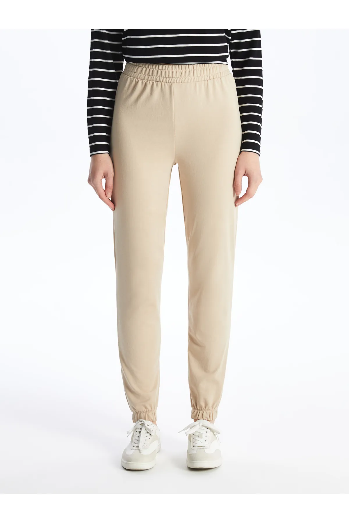 LC Waikiki  Einfarbige Jogger-Jogginghose für Damen mit elastischem Bund