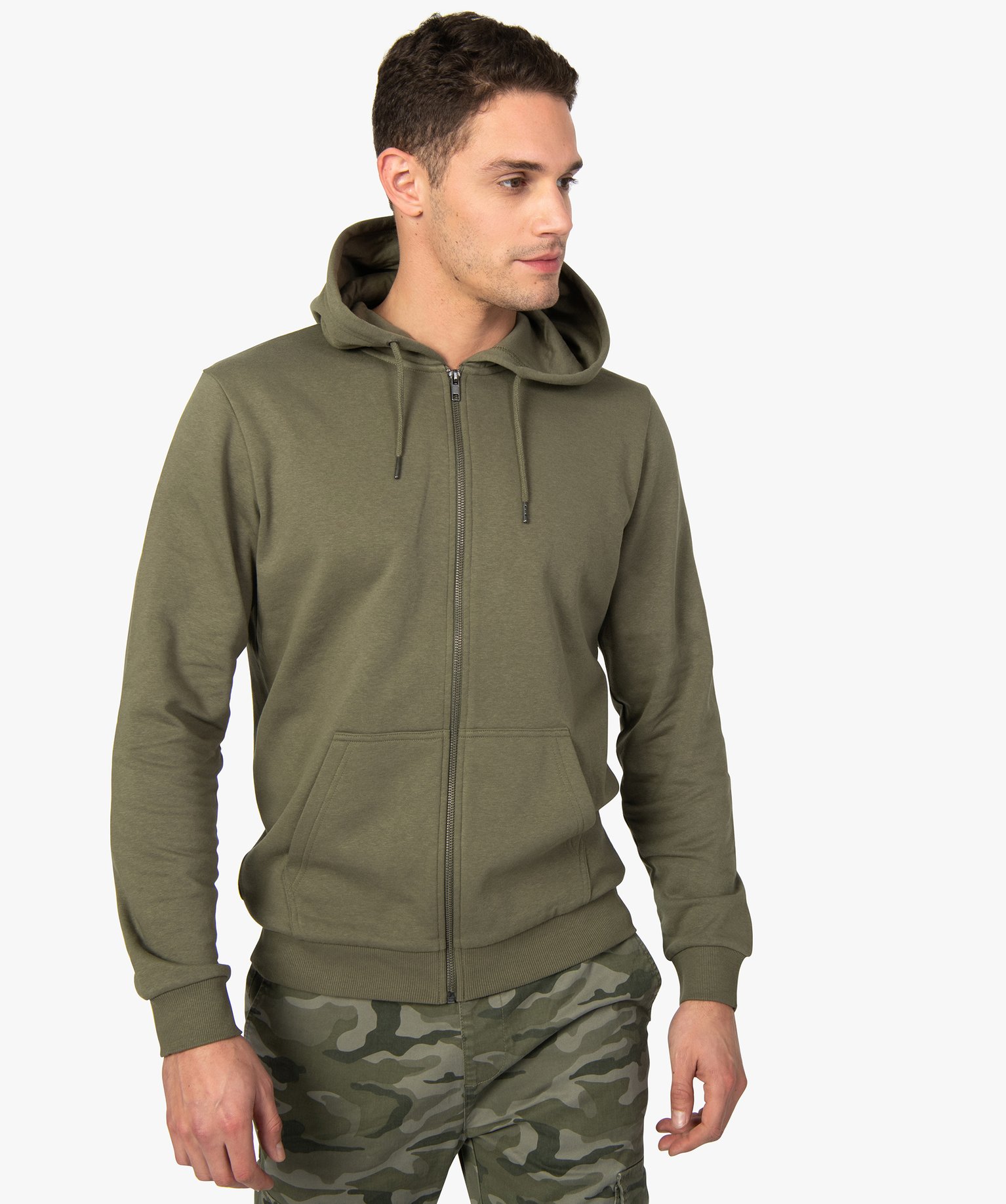 Sweat homme à capuche contenant du coton bio kaki | GEMO
