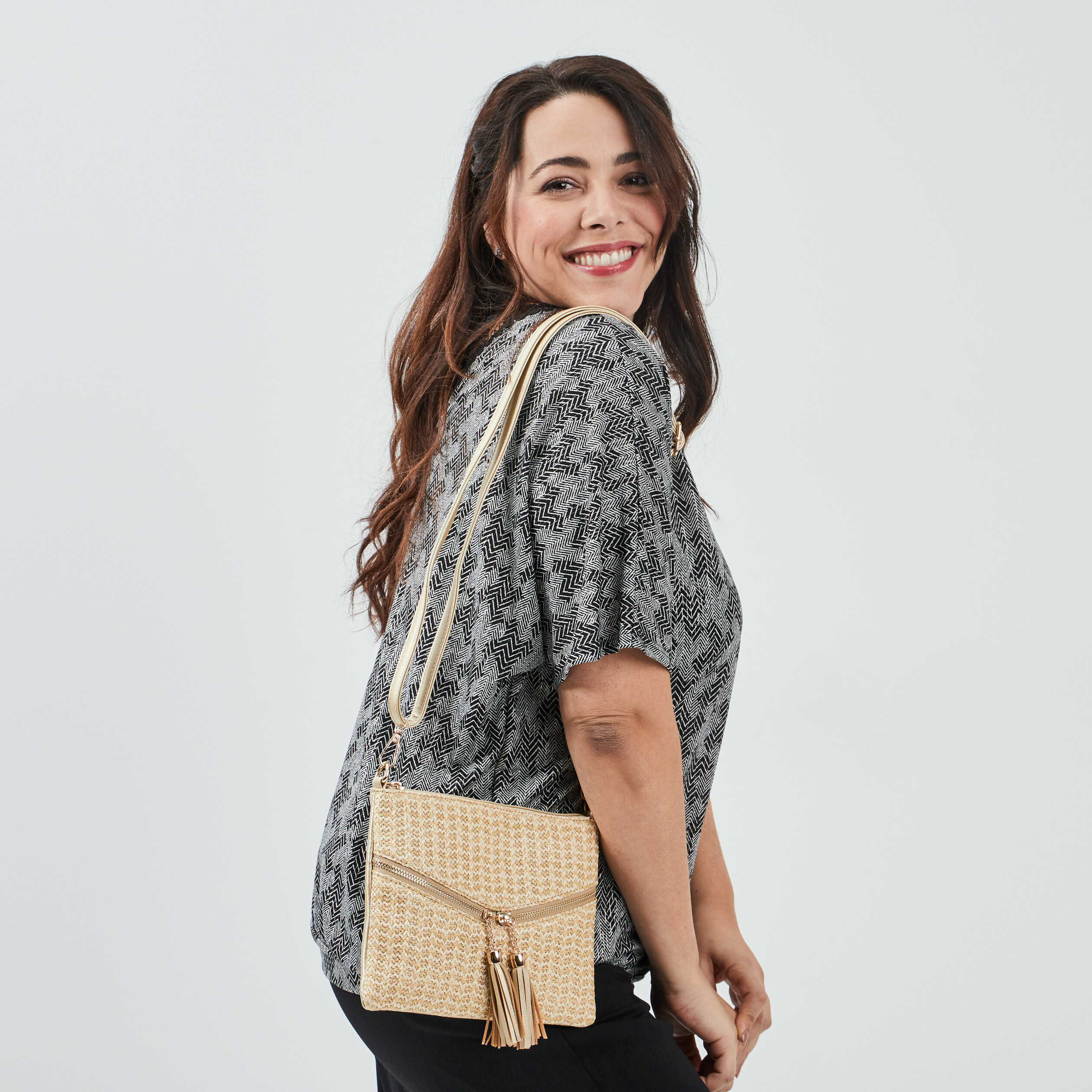 Sac pochette à pampilles bandoulière sable femme | La Halle