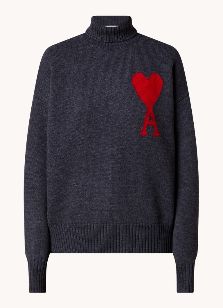 Pulover cu guler înalt AMI Paris din lână virgină tricotată fin, cu logo țesut.