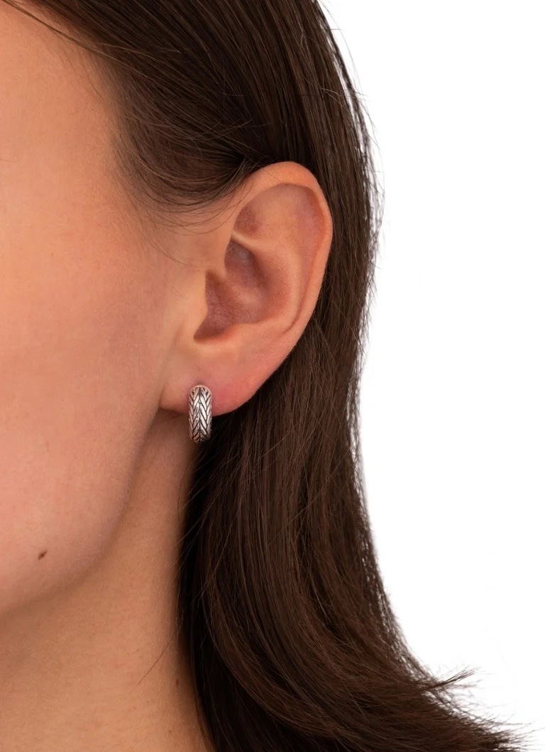 Buddha to Buddha Ellen Small silver hoop earrings
