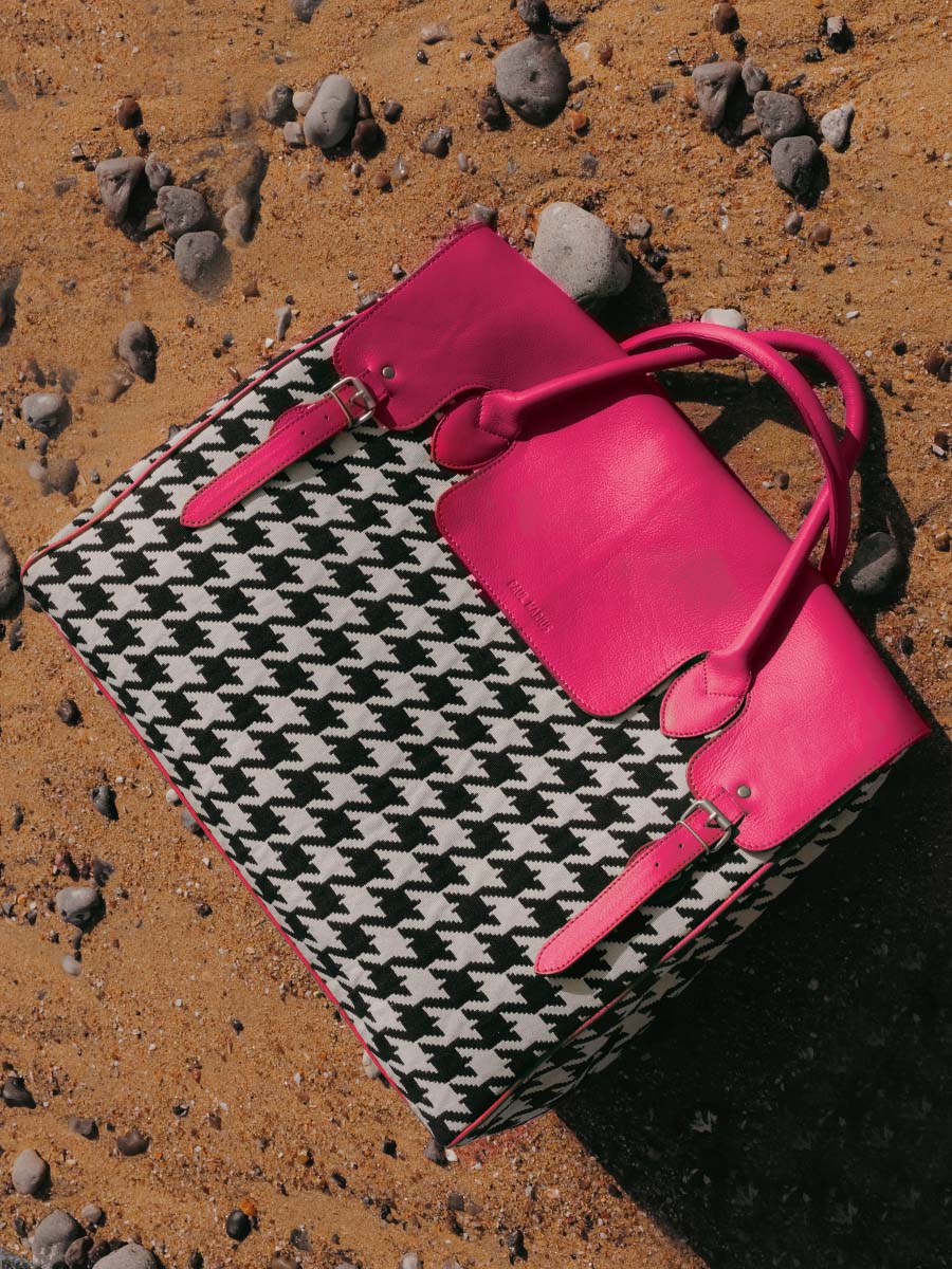 Rouen-Delhi Allure - Fuchsia