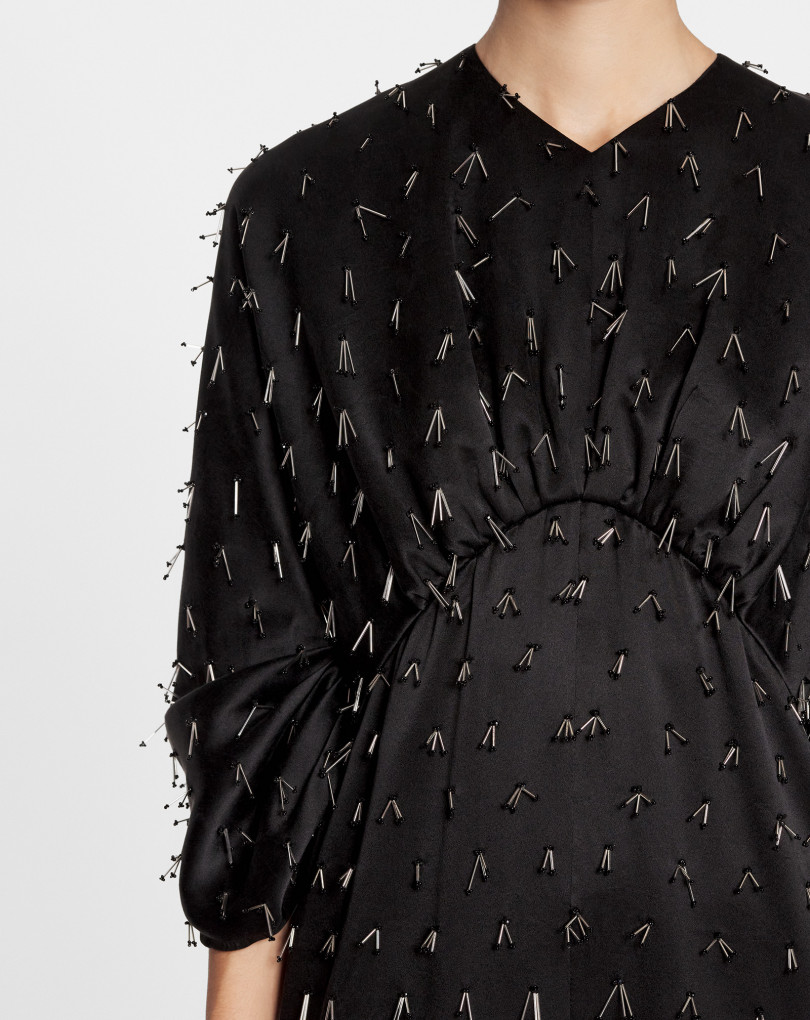 ROBE LONGUE BRODÉE