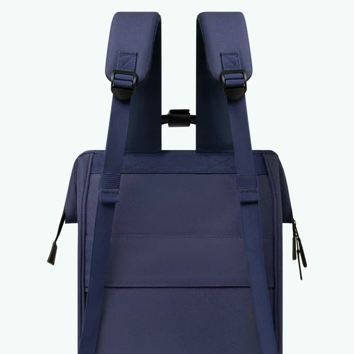 Adventurer Large Backpack Dusseldorf purple