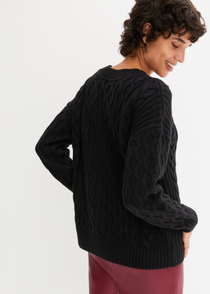 Strickpullover mit Zopfmuster