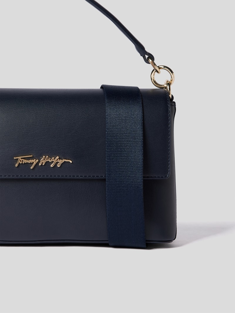 Handtasche in Leder-Optik in marineblau