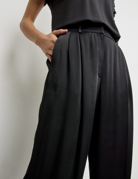 Satinhose mit weitem Bein Palazzo