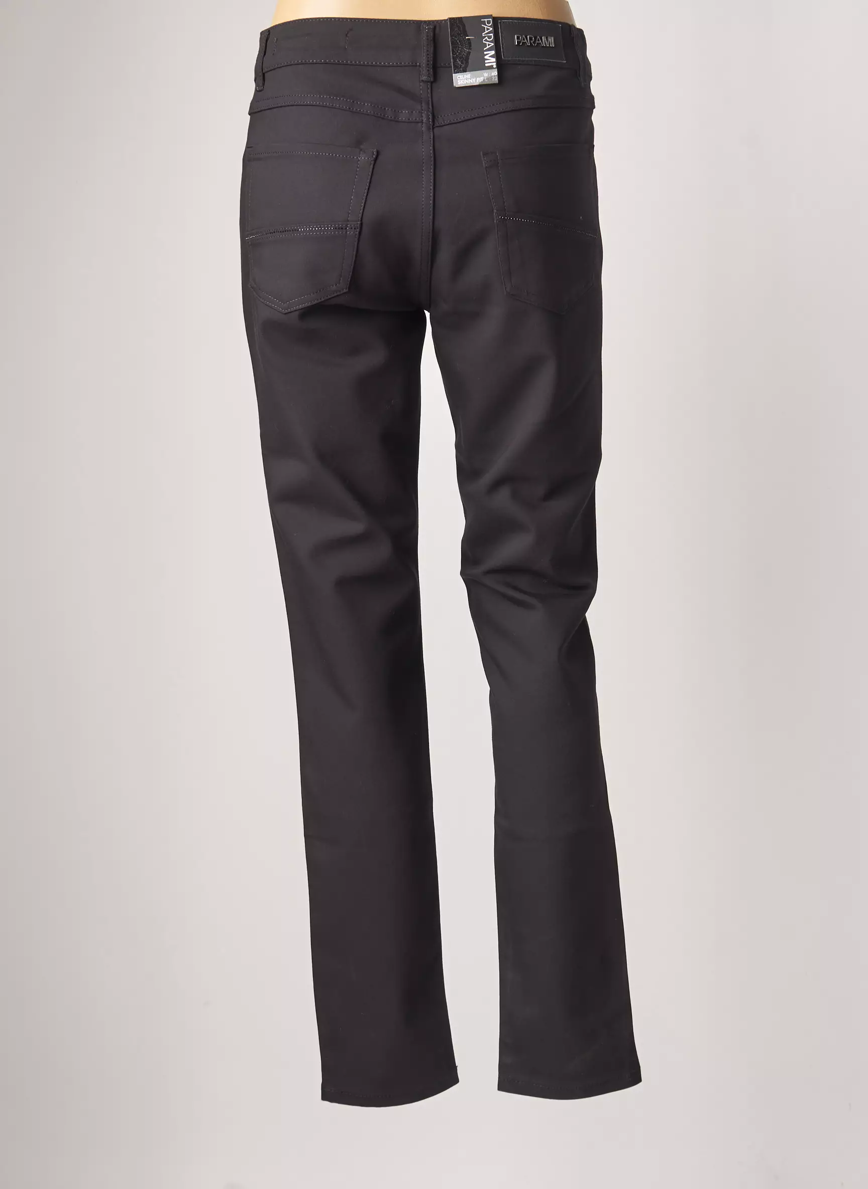 Para Mi Pantalons Slim Femme couleur noir