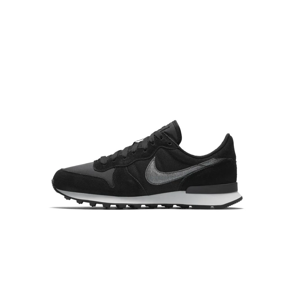 Nike Internationalist AT0075-001 / schwarz