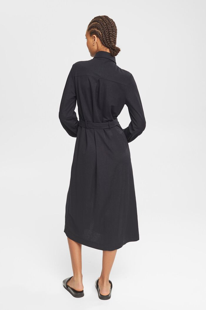 Hemdblusenkleid mit Bindegürtel