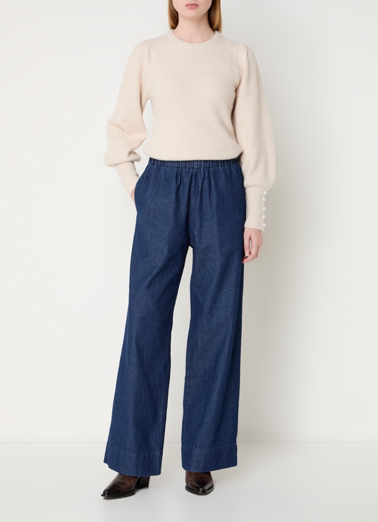Pantaloni Yana Neo Noir cu talie înaltă, cu talie lată și buzunare laterale.
