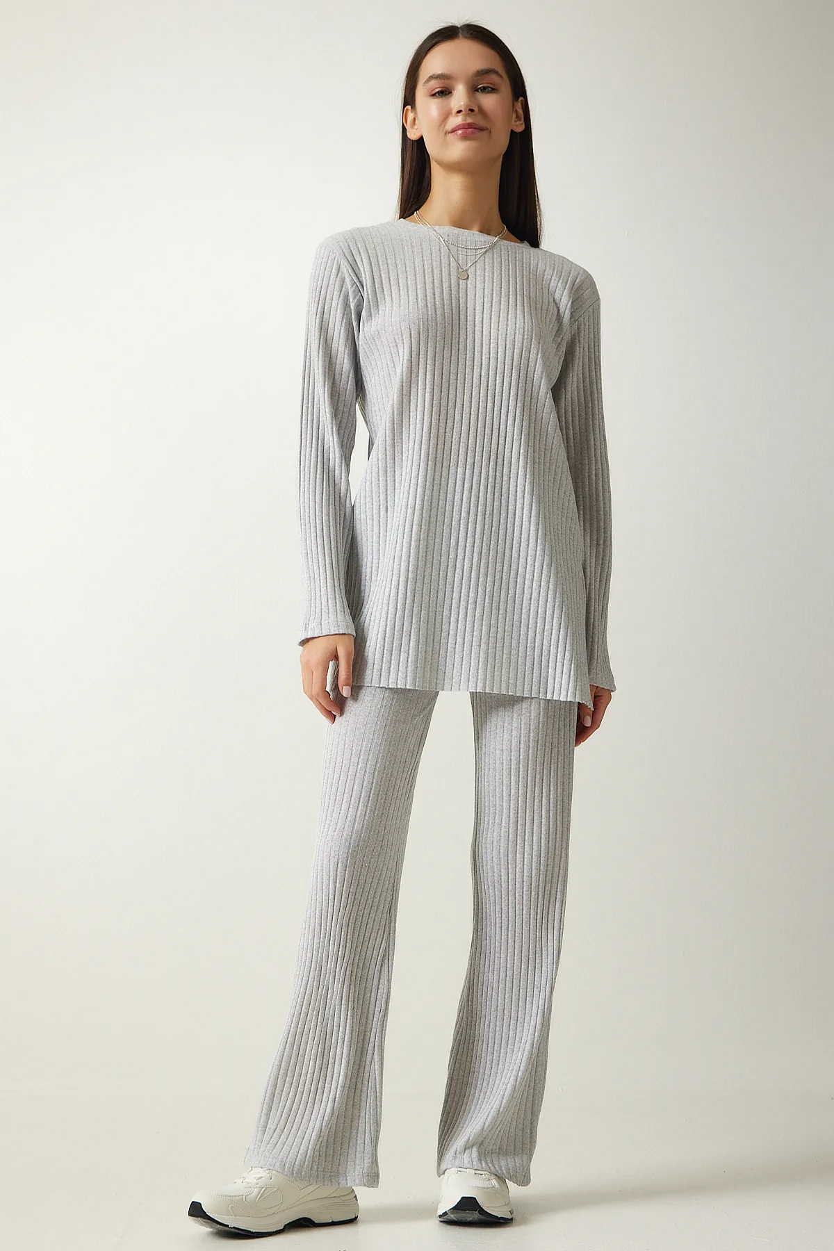 Happiness İstanbul  Graues Cord-Strickblusen- und Hosen-Set für Damen OW00008