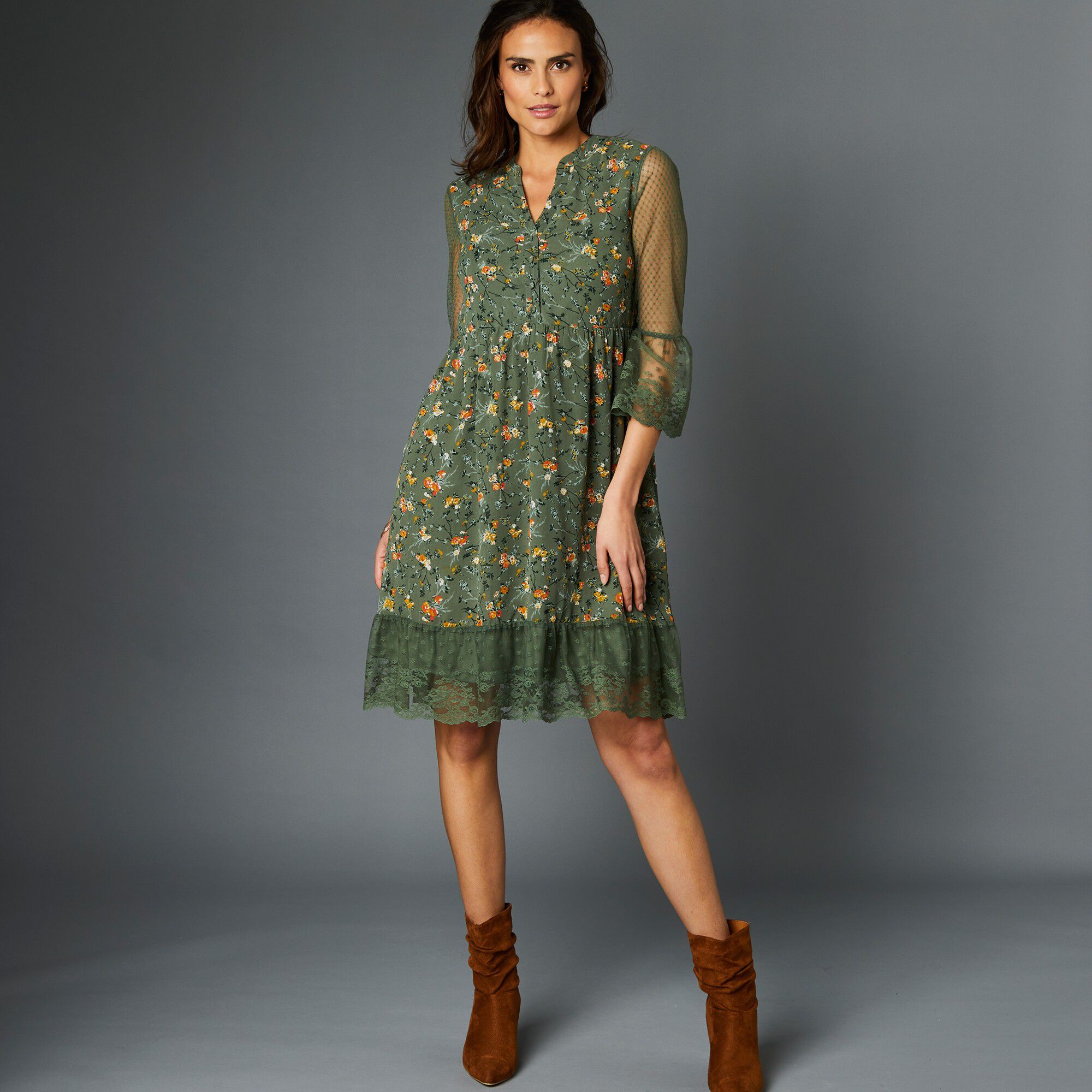 Robe dentelle manches 3/4 imprimée