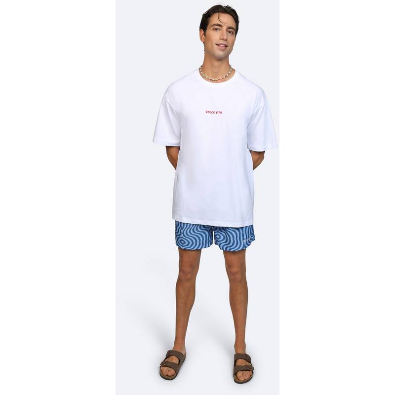 ON VACATION Dolce Vita T-Shirt