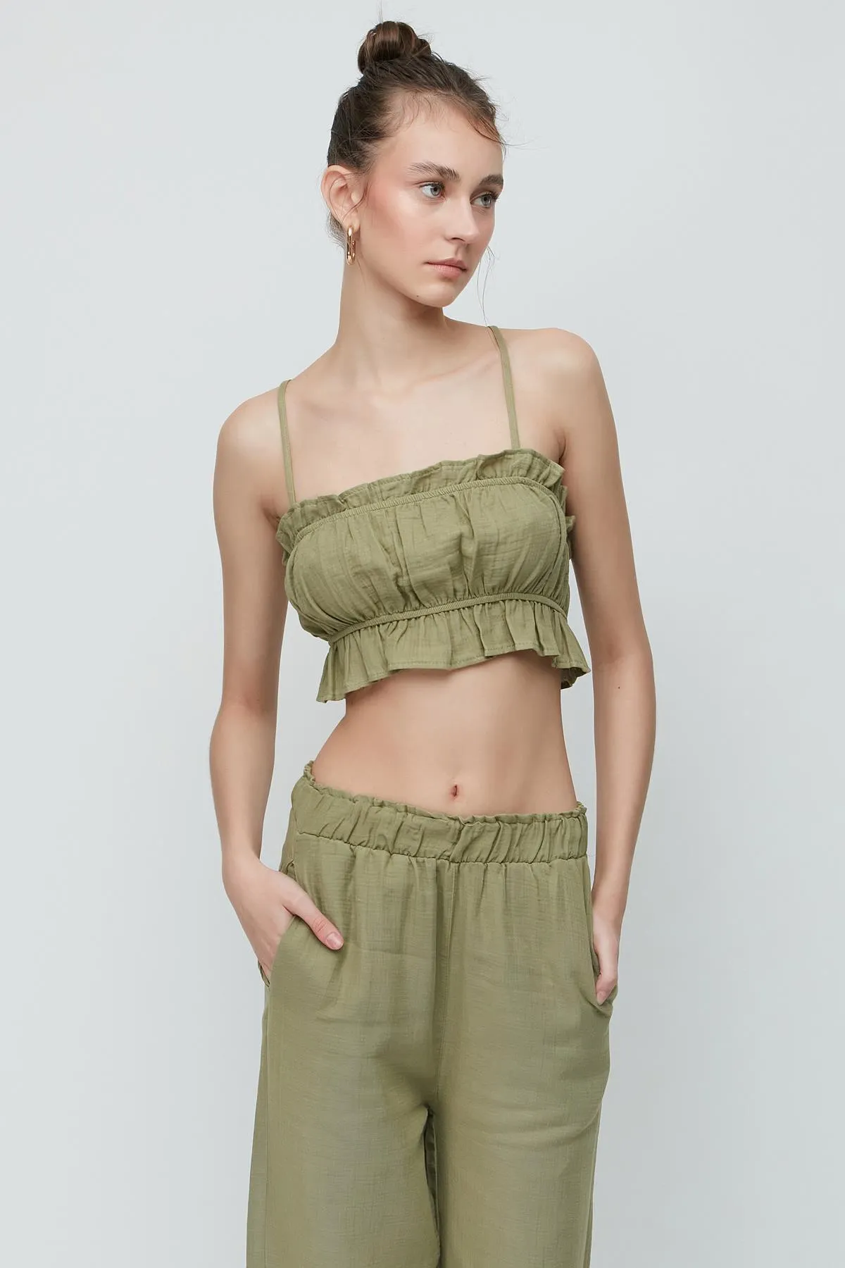 C&City  Crop-Bustier-Hosen-Set aus Bio-Baumwoll-Musselin 9124 Khaki