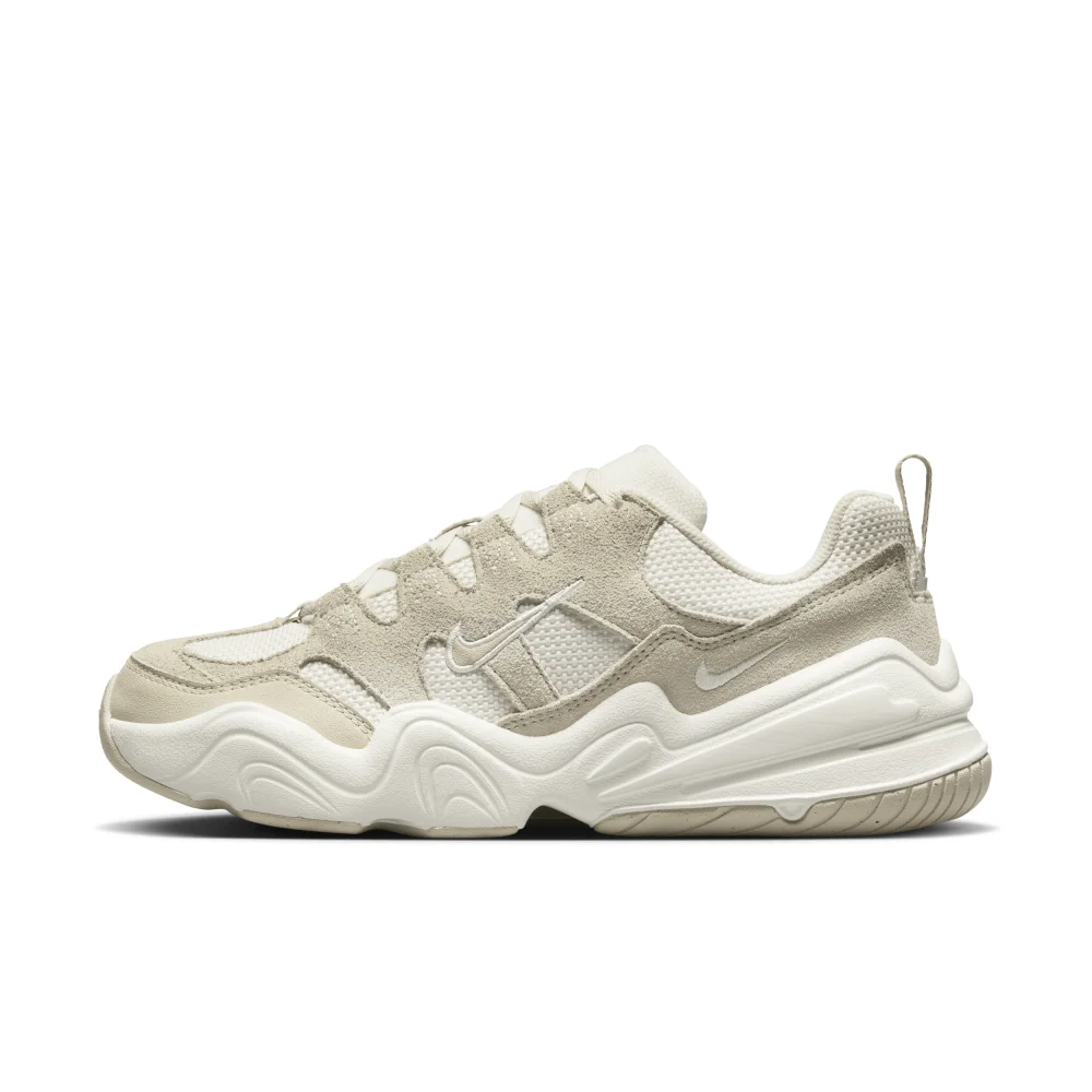 Nike Tech Hera DR9761-002 / braun