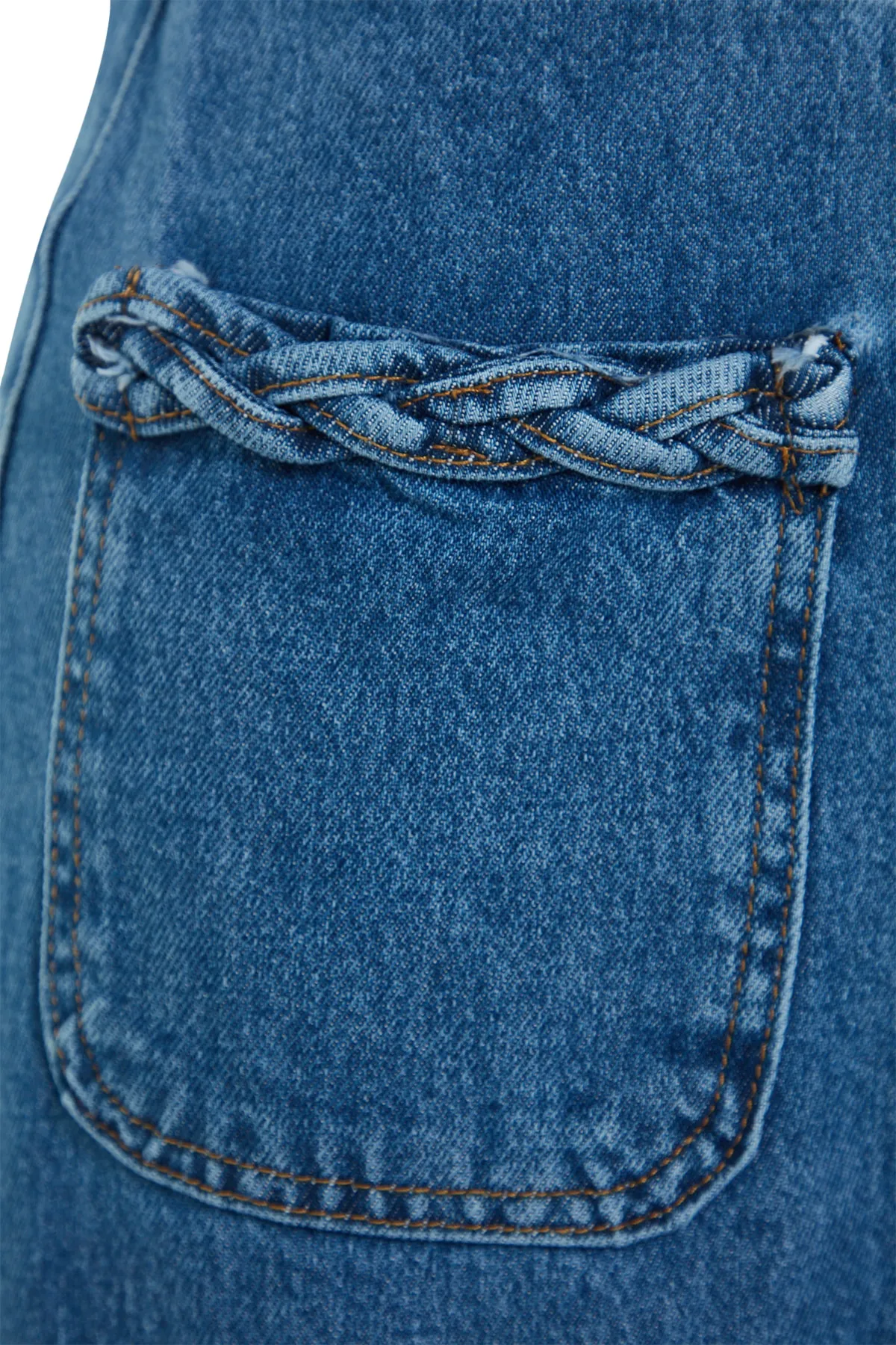 Trendyol Modest  Indigo-Jeansrock mit zwei Taschen aus Denim TCTSS23EE00000