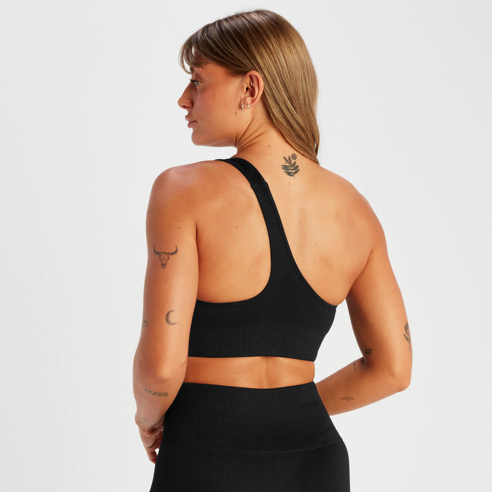 Brassière asymétrique côtelée sans coutures MP Tempo pour femmes – Noir